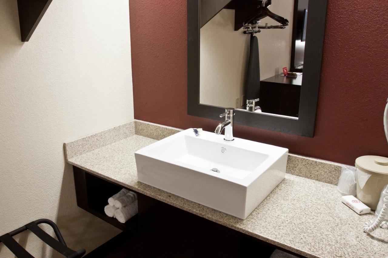 Red Roof Inn Columbus West - Hilliard New Rome Екстериор снимка