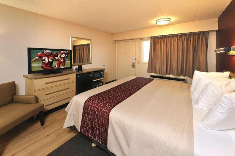 Red Roof Inn Columbus West - Hilliard New Rome Екстериор снимка